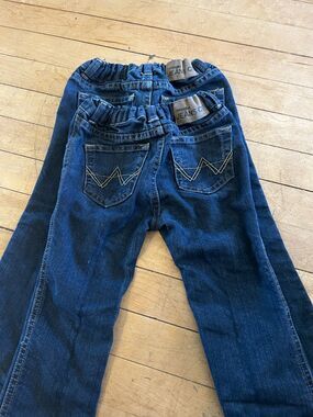 2 Pairs Lot Wrangler Boys Jeans Size 3 Toddler 3T Blue Demin Adjustable Stretch